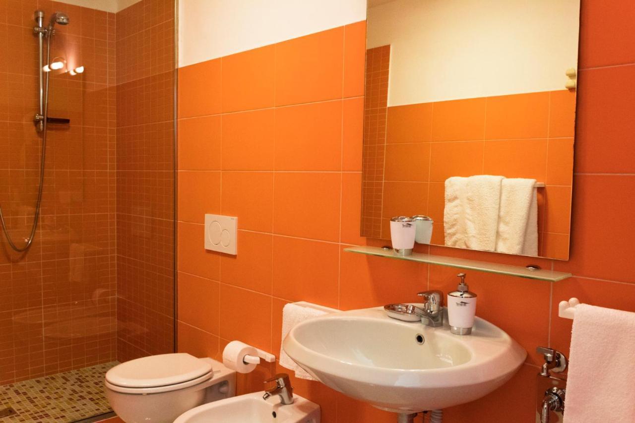مبيت وإفطار ريفا ديل غاردا Marigold المظهر الخارجي الصورة